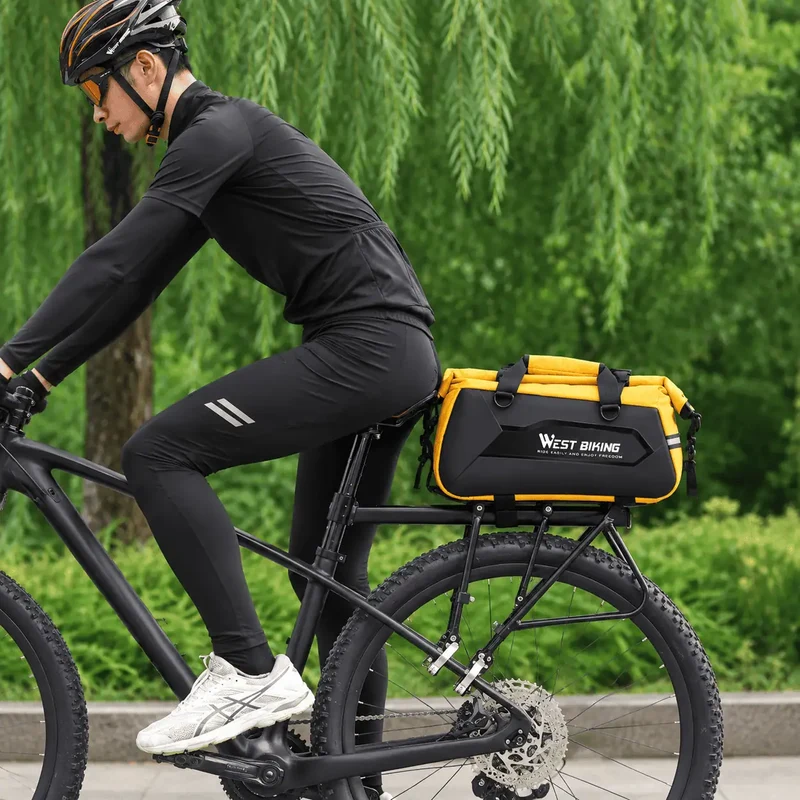 Sacoche vélo porte-bagage arrière rigide 13-25 L