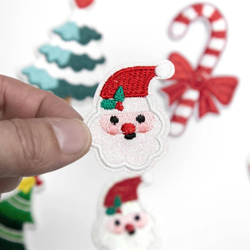 Écusson visage du Père Noël scintillant brodé | Thermocollant