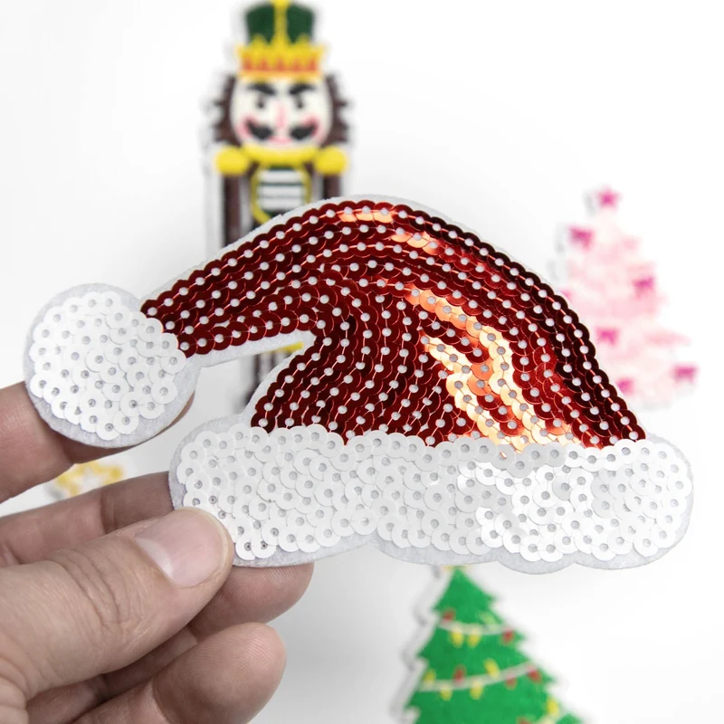 Écusson bonnet de Père Noël à paillettes brodé | Thermocollant