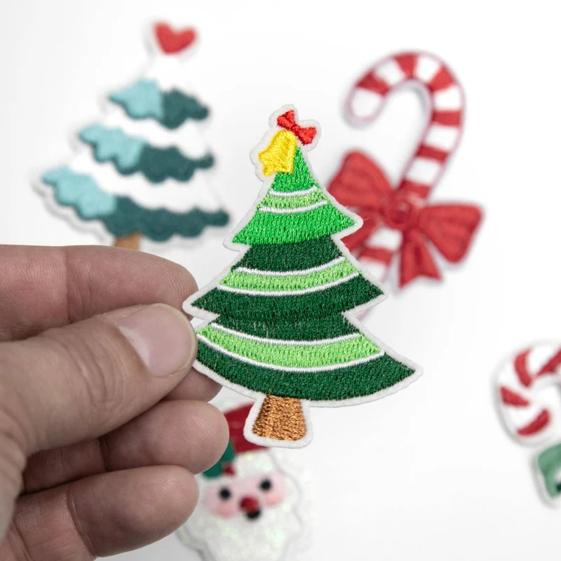Écusson sapin de Noël avec cloche brodé | Thermocollant