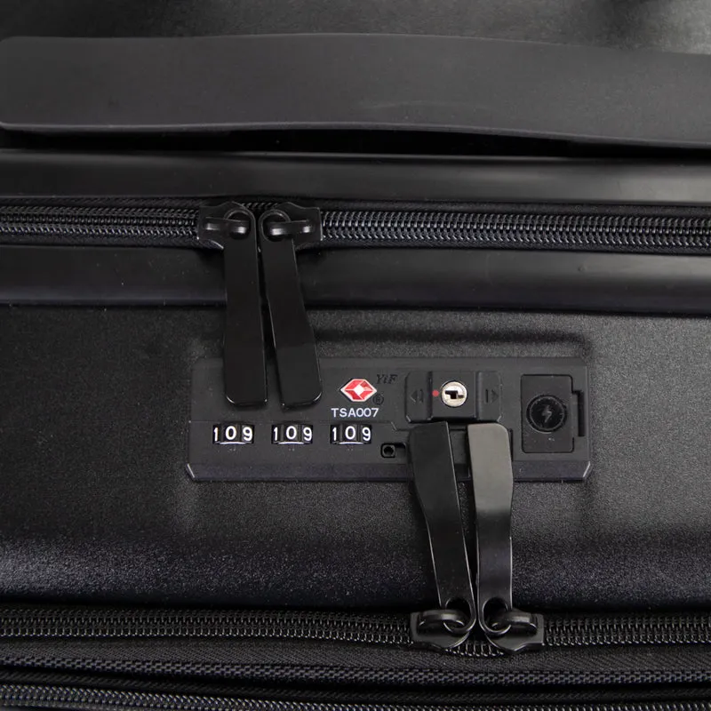 Tracker Carry Pro Hybrid small