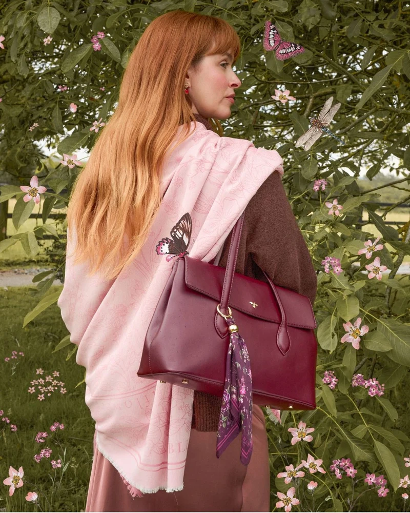 Romilly Shoulder Bag in Burgundy