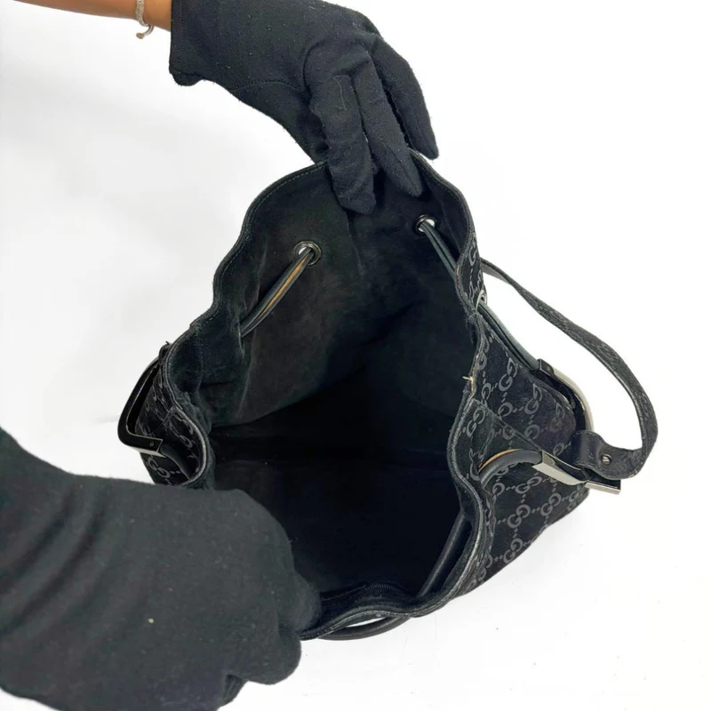 Gucci Sac bandoulière GG en daim noir