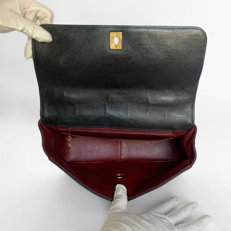 Chanel Sac à poignée supérieure Coco Chevron Cuir d'agneau