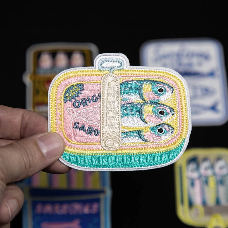 Boîte de sardines | Écusson thermocollant brodé poisson