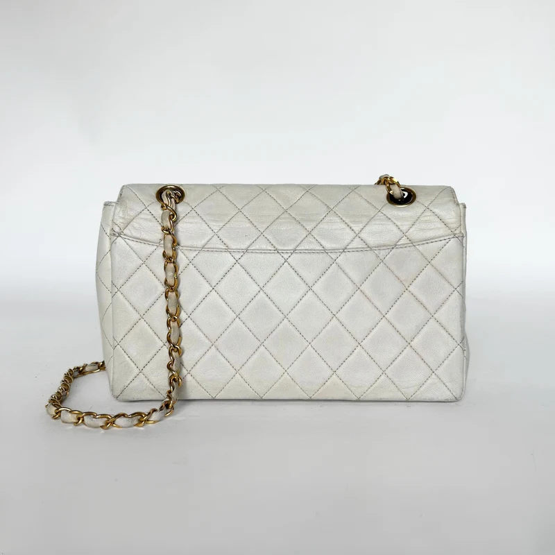 Chanel Diana Flap Bag Cuir d'agneau moyen