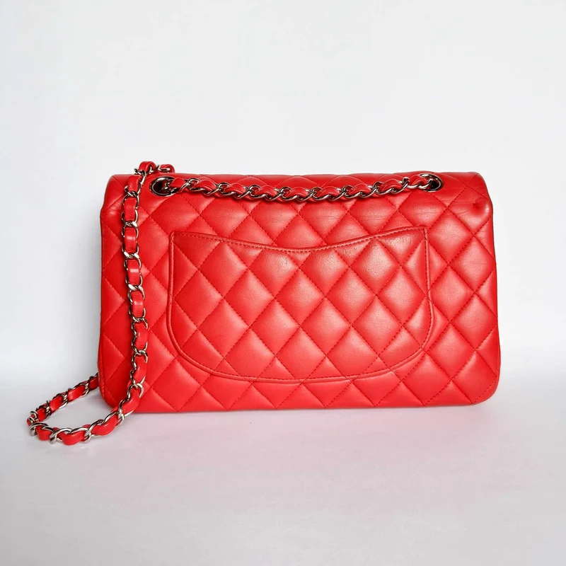 Chanel Classic Flap Bag Cuir d'agneau moyen