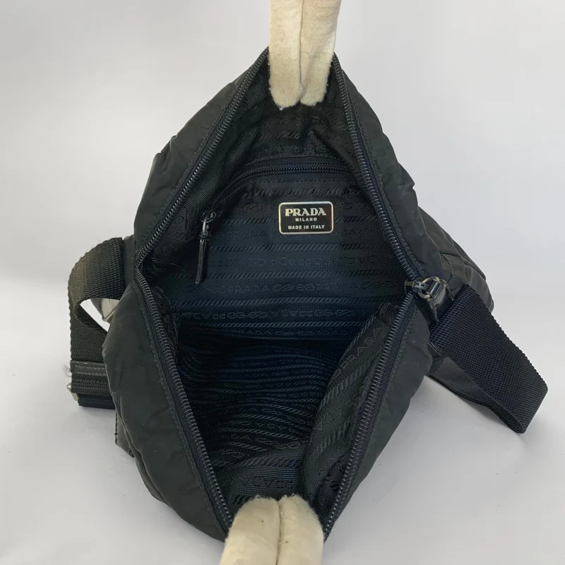 Prada Sac bandoulière en nylon