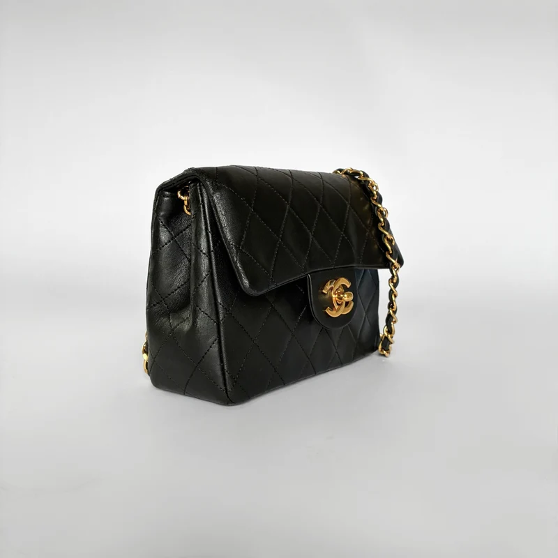 Chanel Classic Flap Bag Mini cuir d'agneau