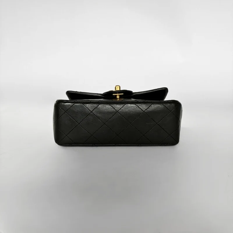 Chanel Classic Flap Bag Mini cuir d'agneau