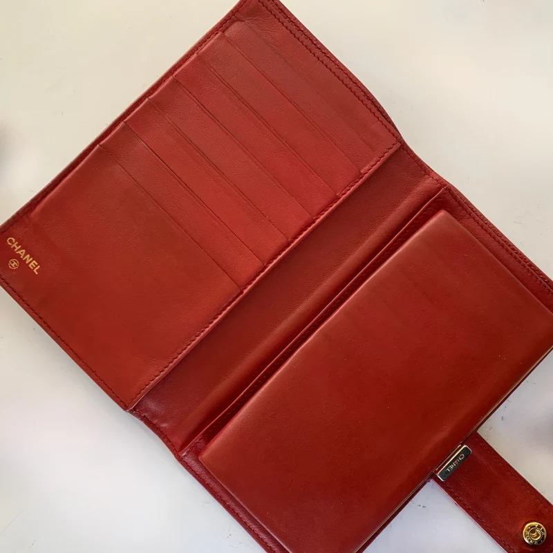 Chanel Portefeuille long français Caviar CC rouge
