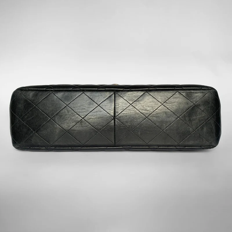 Chanel Classic Flap Bag Maxi cuir d'agneau
