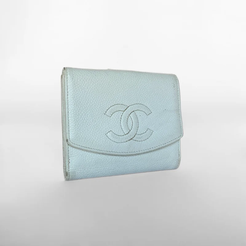 Chanel Portefeuille compact Timeless CC Caviar blanc