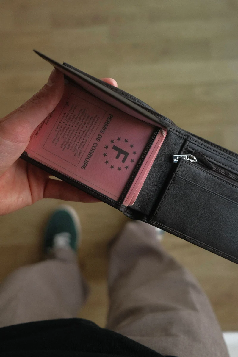 Portefeuille italien - 2 volets - Stop RFID - Cuir