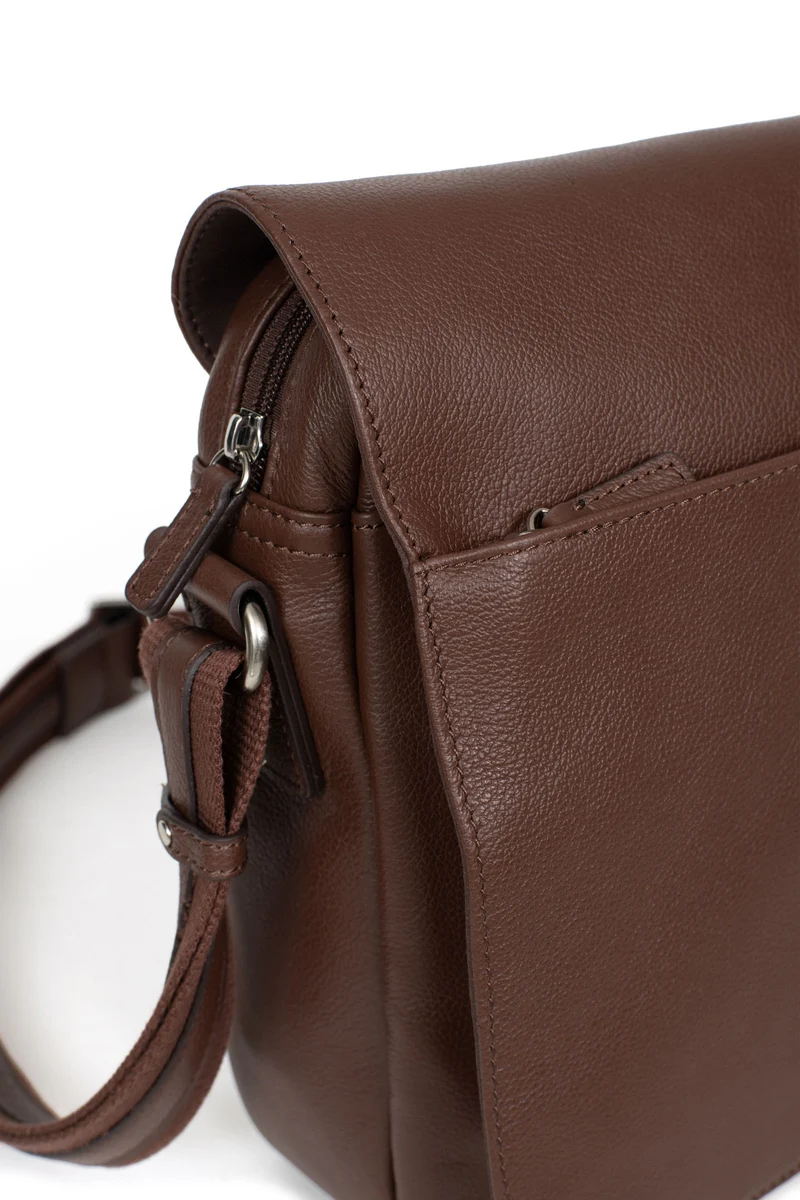 Gibecière - 13" & A4 - Cuir
