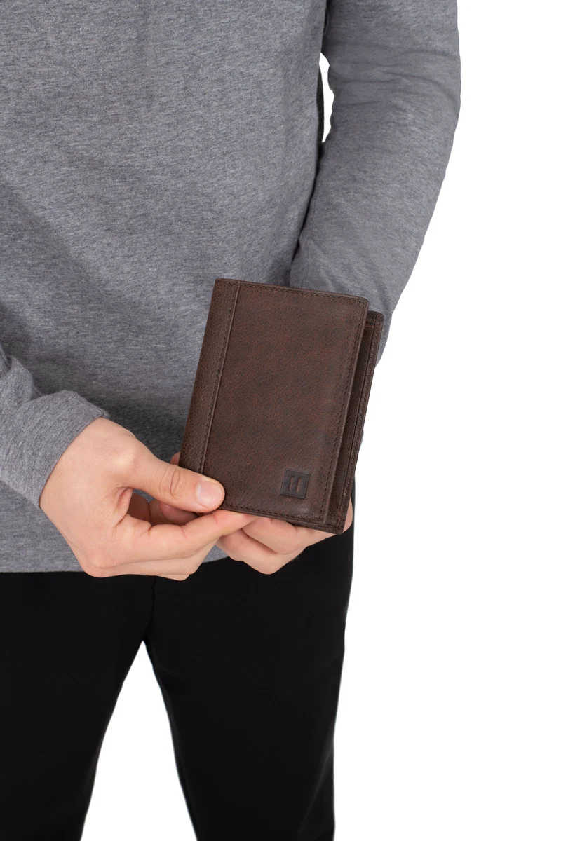 Portefeuille européen - 3 volets - Cuir