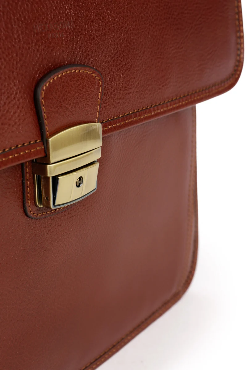 Cartable - A4 - Cuir