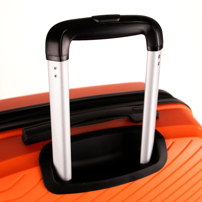 Tracker Dynamo DLX Medium