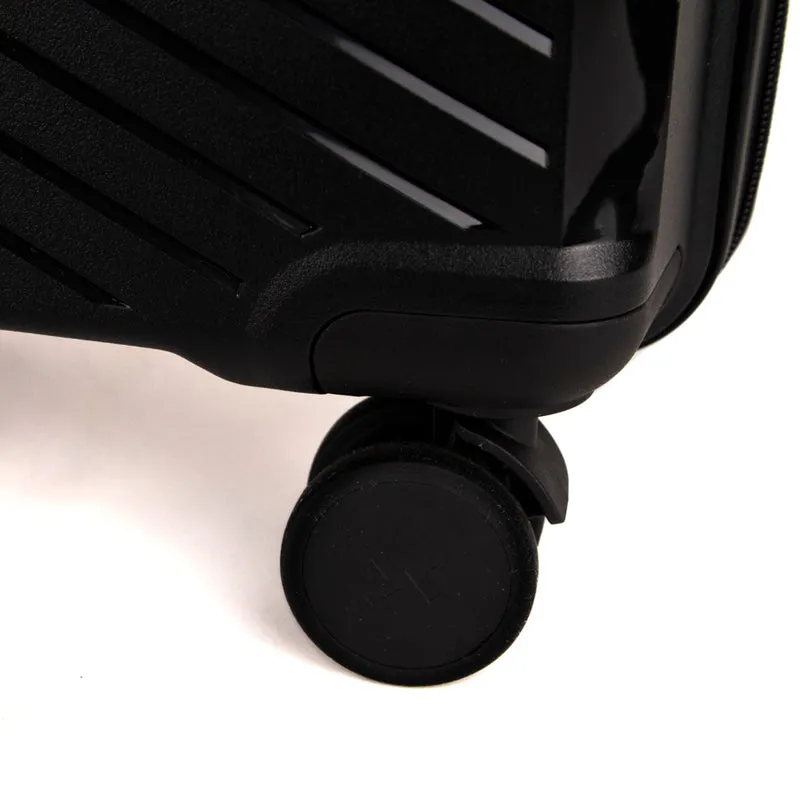 Tracker Dynamo DLX Medium