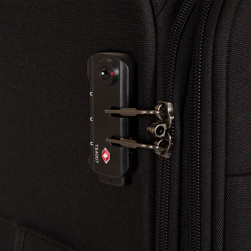 Fusion Softside 26" Luggage