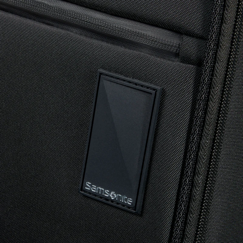 Samsonite Vaycay Carry-on