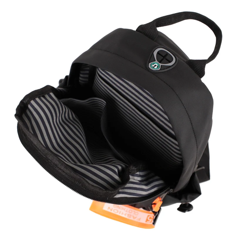 Tracker Next Gen sling bag