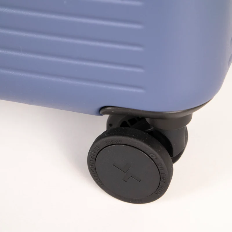 Westmount Hardside 26" Luggage