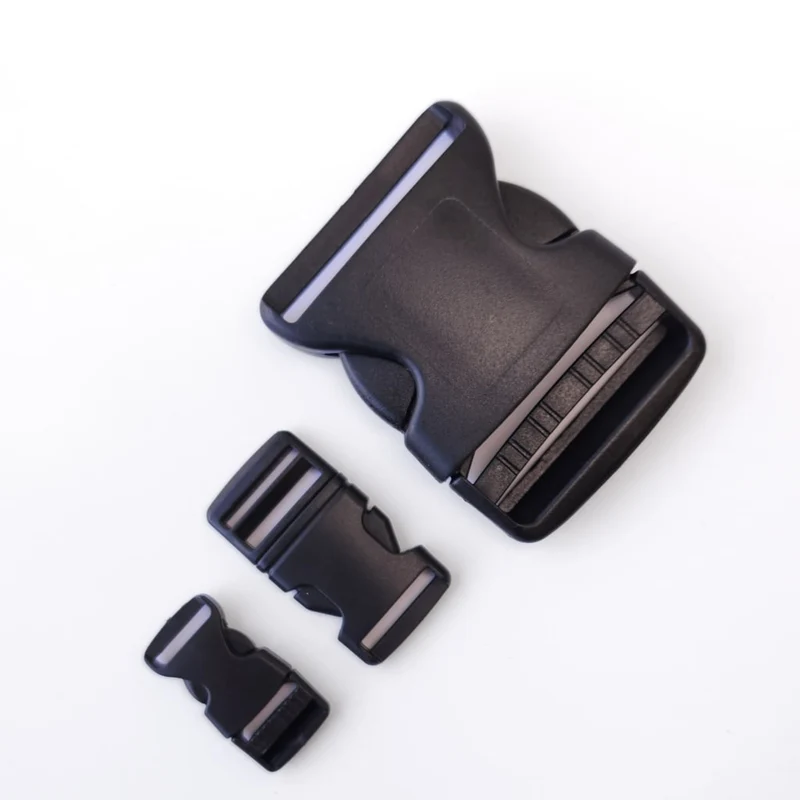 Boucle ajustable en plastique | Attache à dégagement latéral