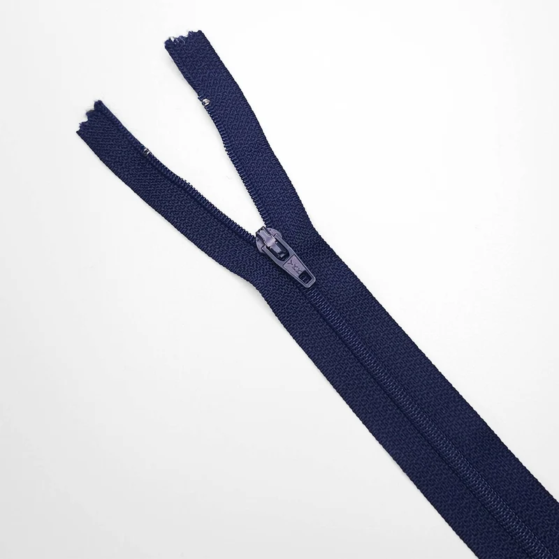 YKK | Fermeture éclair À Bout Fermé | Spirale | #2 | 7 3/4'' - 19.5 cm | SS348 - SS351