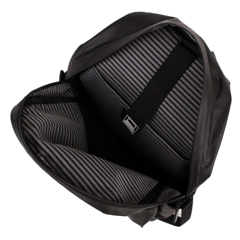 Tracker Everyday Backpack