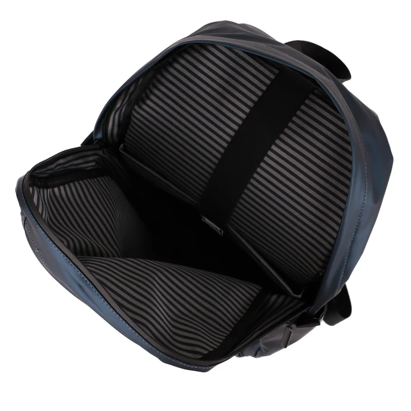 Tracker Everyday Backpack