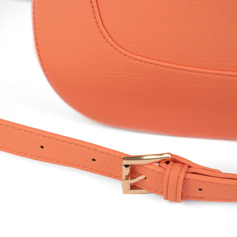 Riona Ella Baguette Bag