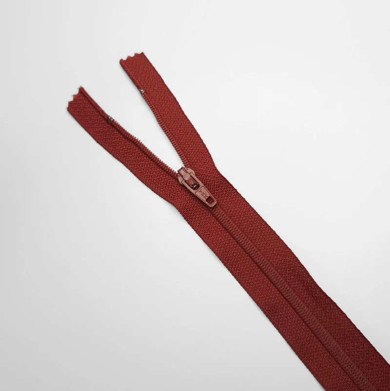 YKK | Fermeture éclair À Bout Fermé | Spirale | #2 | 6 3/4'' - 17 cm | SS306 - SS315