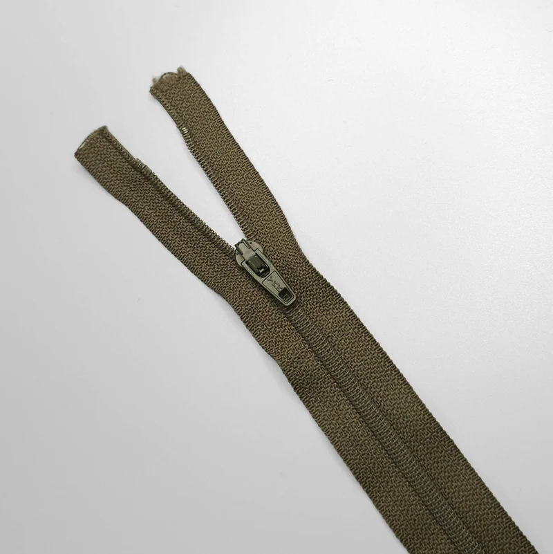 YKK | Fermeture éclair À Bout Fermé | Spirale | Vert | #2 | 6 3/4'' - 17 cm | SS274 - SS294