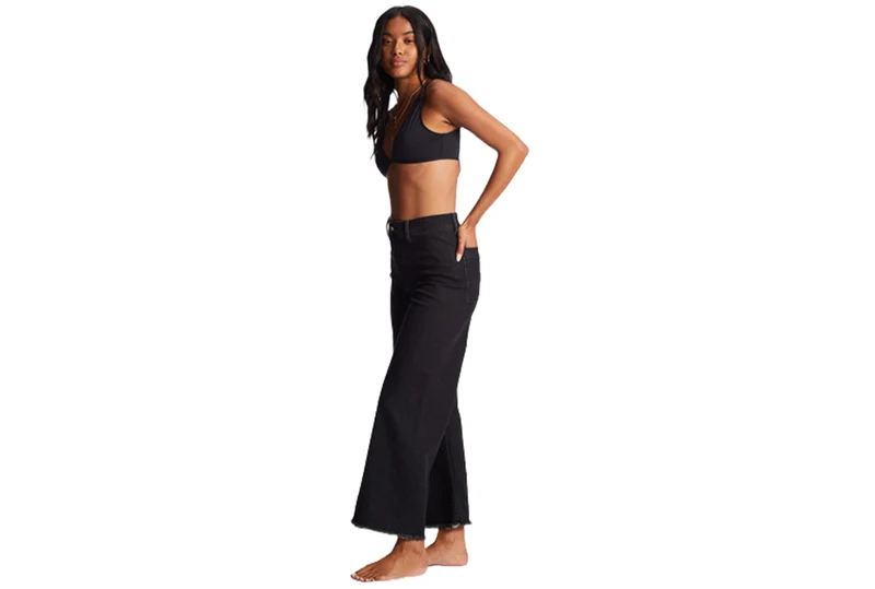 PANTALON À JAMBES LARGES À COUPE LIBRE
