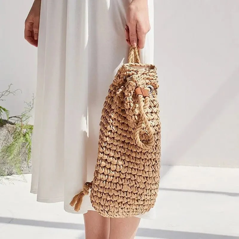 Sac à dos en paille chic