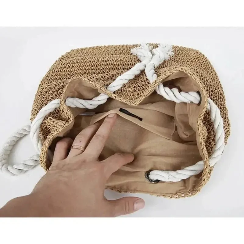 Sac à dos paille