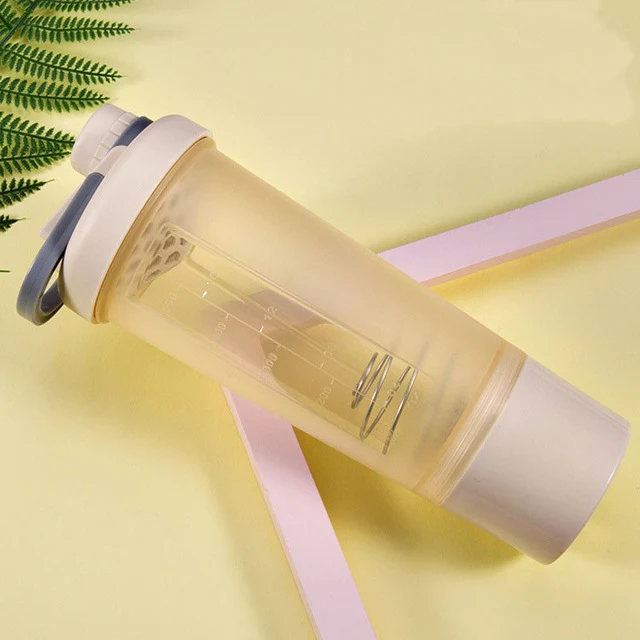 Fashion Water Bottle Whey Protein Powder Shaker Bottle Sports Portable Leakproof Gym Fitness Shaker Cups BPA Free Drinking Cup