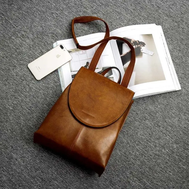 Sac à dos femme lustré à rabat - Suzanne