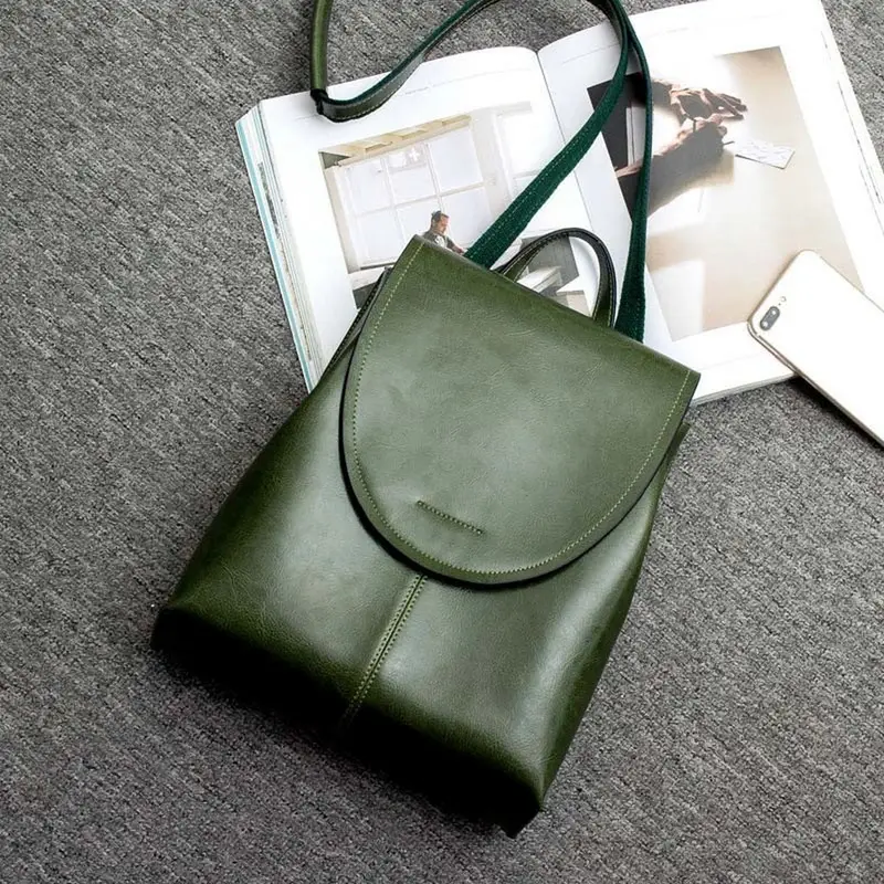 Sac à dos femme lustré à rabat - Suzanne
