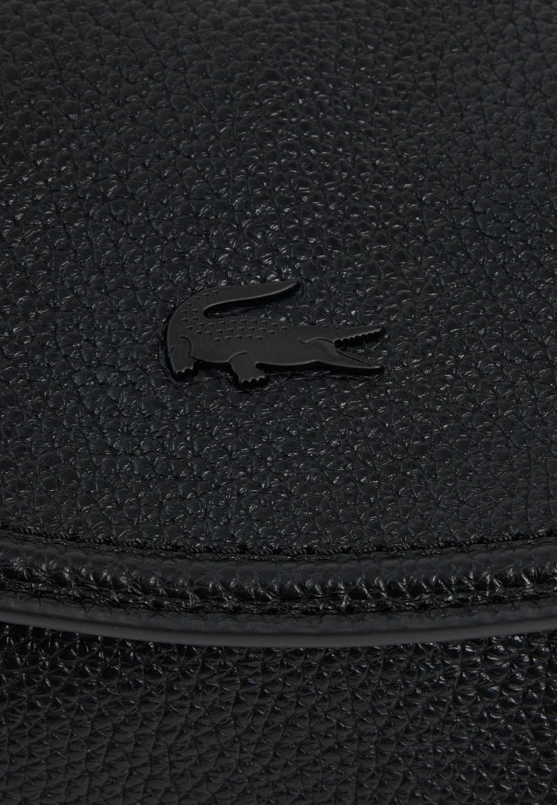 Lacoste Sac bandoulière Everyday Club à rabat Noir