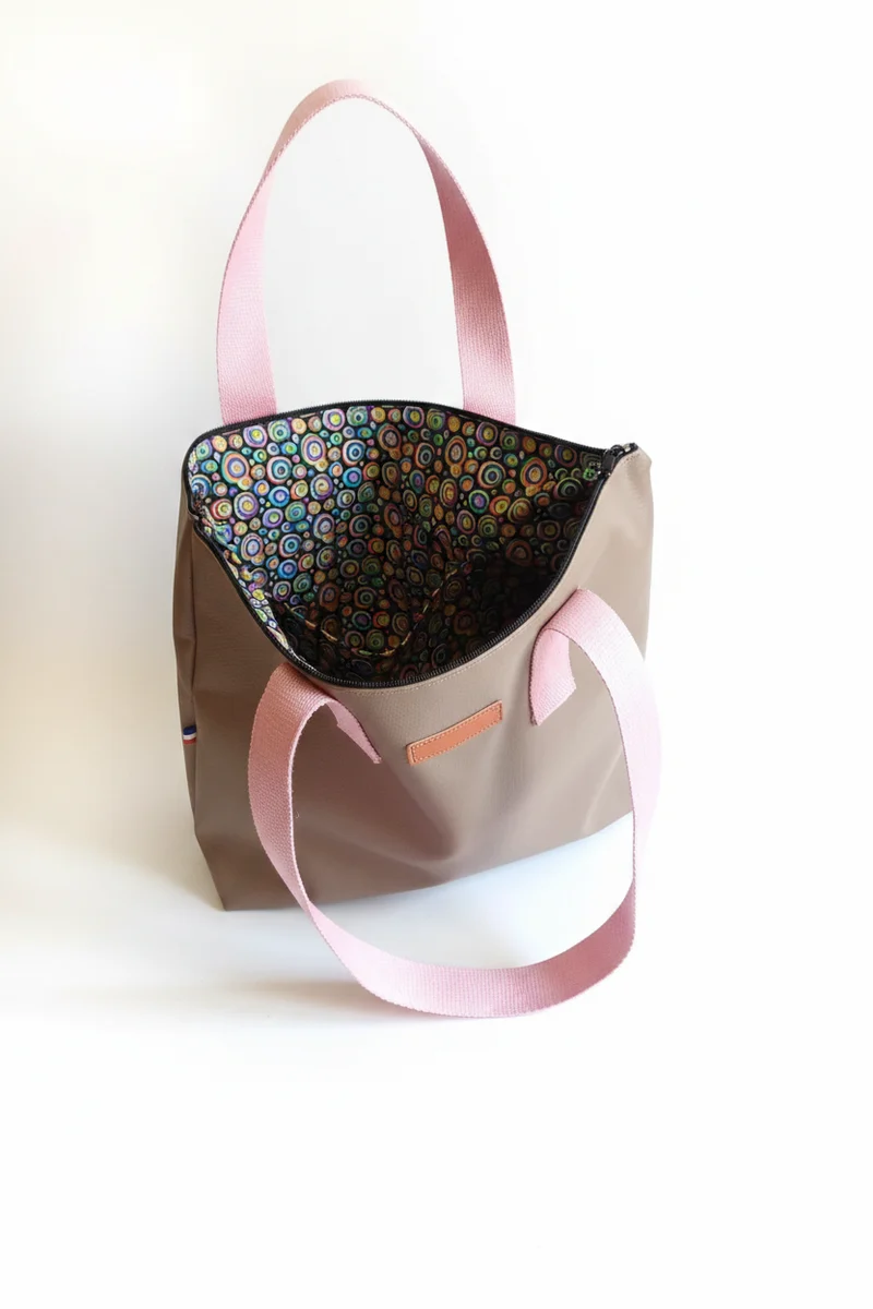 Sac à main en simili cuir