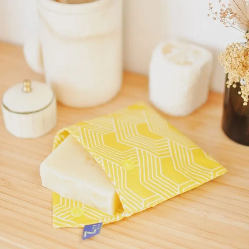 Pochette savon & shampoing solide imperméable coton enduit Oeko-Tex - Atelier Z