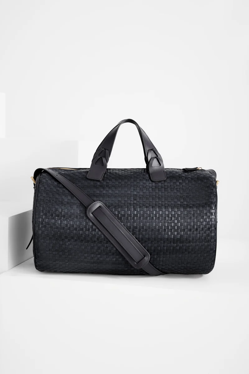 UPPER Black