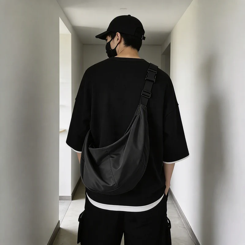 Sac à Bandoulière Homme Grande Capacité en Nylon Imperméable – Style Urbain Unisexe