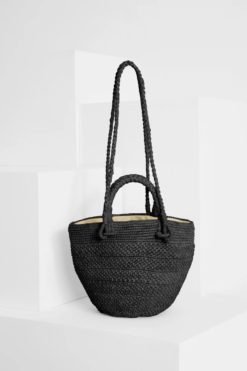 ARONA Black