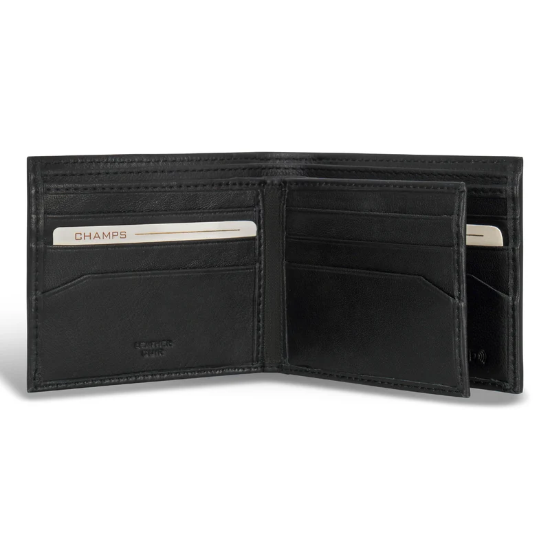 Classic / Leather Center-Wing Wallet