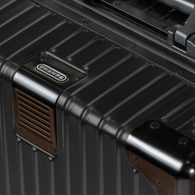 Elite Aluminum Carry-on