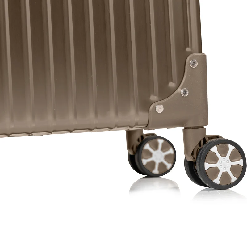 Elite Aluminum Carry-on