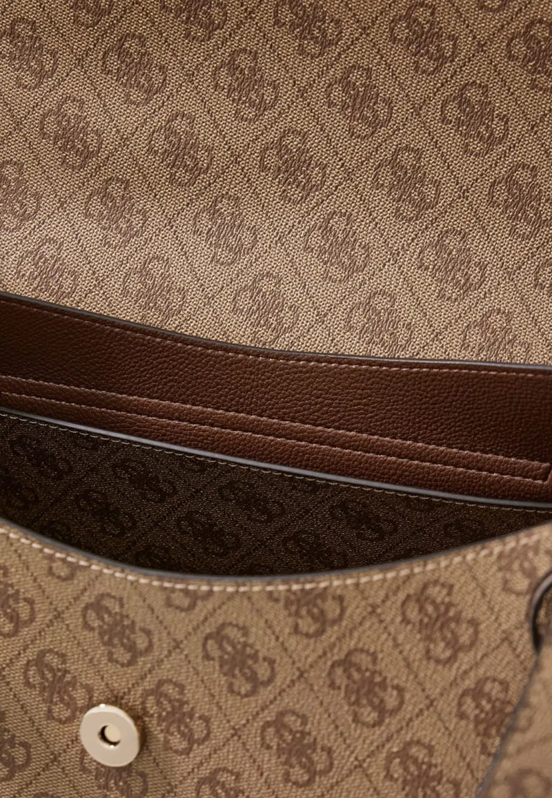 Guess Sac à Rabat Coleen Monogramme Latte Logo